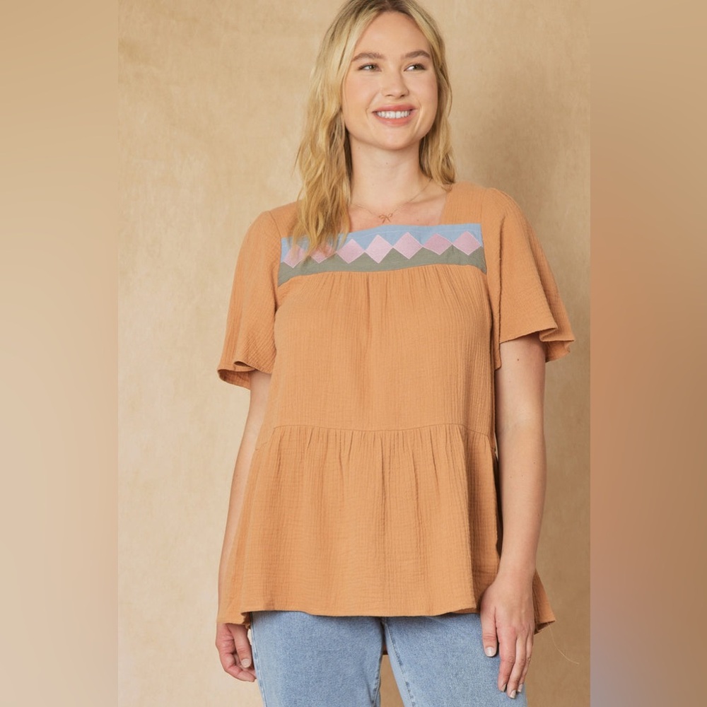 Entro Tiered Peplum Aztec Print Geometric Design Flowy Blouse Butter Rum Small
